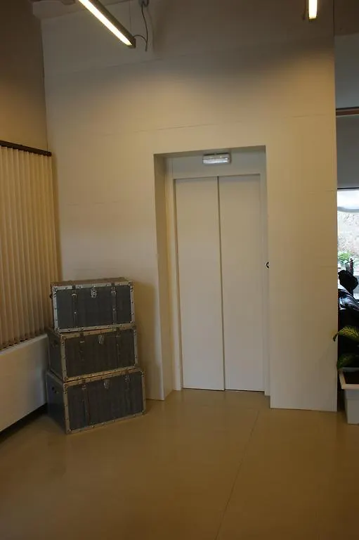 **  Hotel Viaurelia モントブランク スペイン