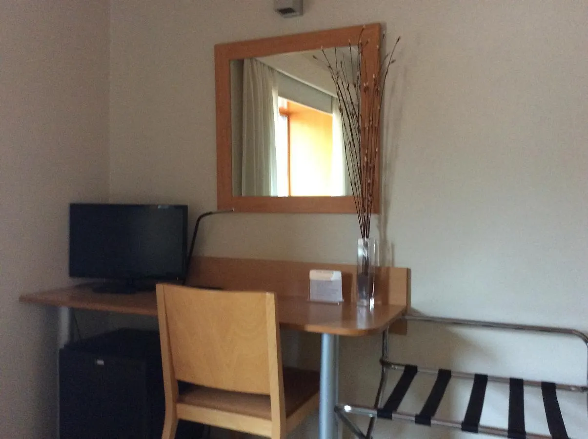 **  Hotel Viaurelia モントブランク スペイン